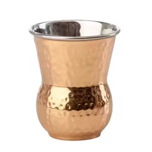Taza de Cobre Duradera con Forma de Barril de 12 Pulgadas, con Martillo y Asa para el Pulgar, Accesorios para Bebidas - Product Image 1