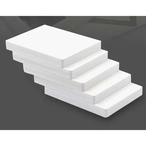 Panneau en mousse PVC CASAWOOD de haute qualité 17 mm, résistant au feu, 1220*2440 mm, couleur blanche, pour emballage de palettes, fabriqué au Vietnam, accepté par les fabricants d'équipement d'origine (OEM) - Product Image 1