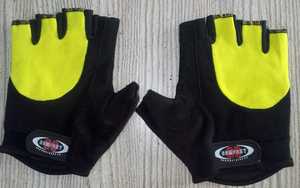 NEW Polyester Sports Cycling Gloves Half Finger Breathable Quick Drying Lightweight Non-Slip Durable Unisex MTB Bike Gym Dot - Product Image 3
