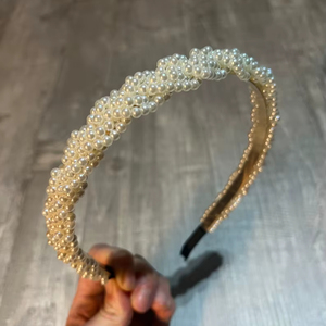 Handwoven <b>Beaded</b> Embroidery Hairband Elegant Stylish <b>Headband</b> Heart Detail Beads Premium Quality - Product Image 2