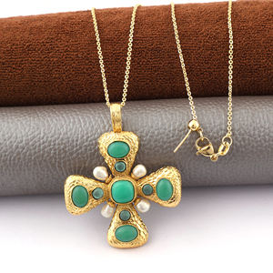 Collier plaqué or de haute qualité avec chrysochaldéon et pendentif aqua CZ, breloques en perles plaquées or 18 carats, bijoux de créateur. - Product Image 3