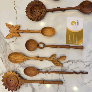 ช้อนไม้ทำมือขนาด 16 ซม.: ลายดอกทานตะวัน โคลเวอร์ และหัวใจ ของตกแต่งสไตล์วินเทจ ทำด้วยไม้หลายชนิด สำหรับใช้บนโต๊ะอาหาร - Product Image 1