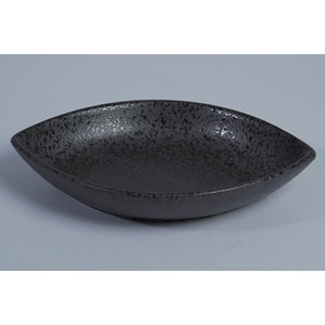 Assiette à dîner en céramique de style Japandi, compatible micro-ondes, plat de service pour sushis - Product Image 2