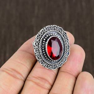 Bague statement en tourmaline rose, argent sterling 925 oxydé, style bohème, bijou artisanal en pierre précieuse, cadeau unique pour femme - Product Image 1