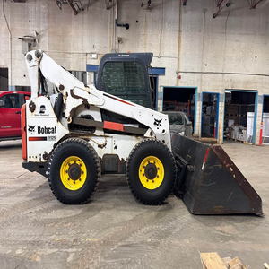 Cargadora Compacta S850 2022 con Cabina Cerrada, Máquina de Construcción de Alto Rendimiento con Caja de Cambios y Bomba con Capacidad de Carga Nominal de 200 Toneladas - Product Image 1