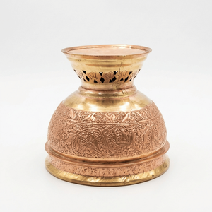 Quemador de incienso tradicional de latón, soporte de incienso de metal tallado, cuenco decorativo para ofrendas, para uso ritual en el hogar o el altar. - Product Image 4