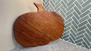 Planche à découper en bois en forme de citrouille avec décoration de main squelette et araignée, bloc de découpe de cuisine rond antidérapant - Product Image 6