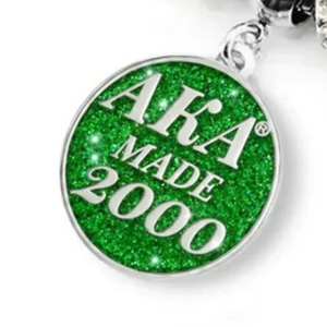   สร้อยข้อมือสำหรับผู้หญิง รุ่น Made 2000 สีเขียวและสีเงิน ดีไซน์หรูหรา เครื่องประดับแฟชั่นสำหรับข้อมือ พรีเมียม แรงบันดาลใจจากสมาคมนักศึกษาหญิง - Product Image 6