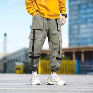 Pantalon cargo multi-poches en nylon style hip-hop, design personnalisé, avec sangles sur les poches, cordon de serrage OEM, pantalon cargo élégant pour hommes - Product Image 5