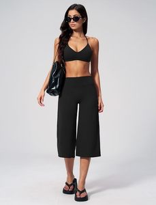 Conjunto de Yoga sin Costuras para Mujer, 2 Piezas, Top Halter Negro, Pantalones Culotte de Cintura Alta, Ropa Deportiva Elástica para Ejercicio - Product Image 4