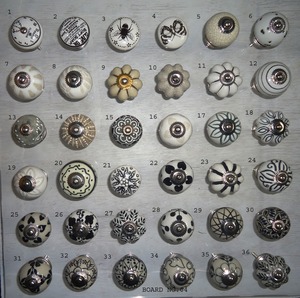 Poignées de tiroir et de placard en céramique peinte géométriquement, faites à la main, modernes et très vendues, pour la décoration intérieure au meilleur prix - Product Image 5