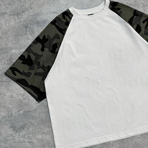 T-shirt camouflage surdimensionné personnalisé pour homme, 100% coton, effet délavé vintage, manches raglan, streetwear, vente en gros - Product Image 2