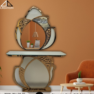 Miroir élégant avec cadre en acier inoxydable 304 PVD et table console recouverte de tissu, offrant un élément de design unique et accrocheur. - Product Image 4