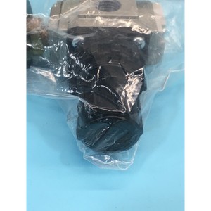 Kit régulateur et manomètre AMAT 0190-12371 SMC - Équipements et pièces semi-conductrices de renommée mondiale à confiance - Product Image 3