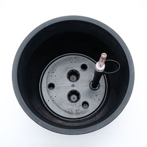 Fioriera da giardino in vimini grigio da 13 pollici - Product Image 5