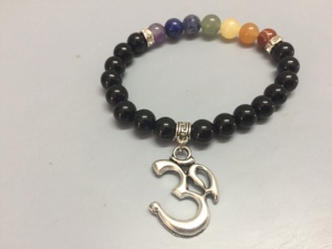 Pulsera de Obsidiana Negra con Amuleto Ohm, Joyería de Ágata al por Mayor, Compre en Línea en Amayra Crystals Exports - Product Image 5
