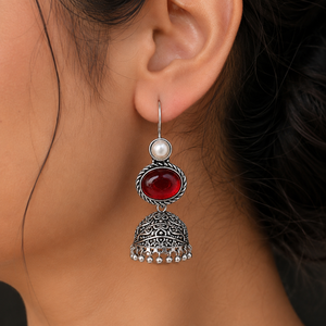 Pendientes Jhumka de Piedra Roja con Garantía Comercial |   Proveedor de Joyería Étnica de Plata Oxidada - Product Image 4