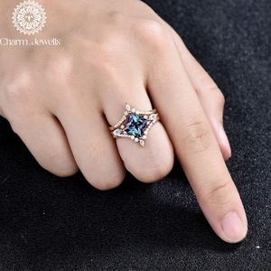 Bague de fiançailles Charm_Jewells pour femme en or rose avec moissanite taille coussin, sertissage pavé géométrique vintage, certifiée IGI, 3 g - Product Image 4