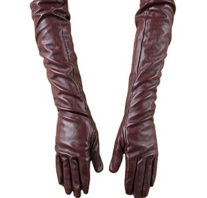 Guantes de Moda de Cuero Violeta Premium para Mujer con Acabado Suave, Diseño Elegante y Cómodo, y Elegancia Atemporal para el Día a Día - Product Image 1
