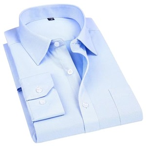 เสื้อเชิ้ตแขนยาวสีดำสำหรับผู้ชาย ปกคอปกแบบพับได้ สไตล์ทางการ ผ้าป๊อปลิน ยับยาก - Product Image 3