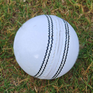 Ropa Deportiva 2026, Pelota Dura de Alta Calidad, Diseño Premium, Material de Cuero de Primera Calidad, Gran Cantidad - Product Image 5