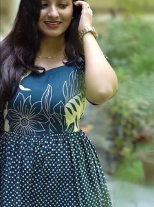 ชุดลำลองสไตล์สตรีทแวร์ ใส่สบาย ทันสมัย ผ้าเครปเนื้อนุ่ม ผ้ามัสลิน ลายดอกไม้ ทรงเข้ารูป กระโปรงทรงเอ สั้น - Product Image 4