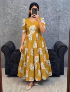 Vestido Anarkali de Algodón Grueso de Primera Calidad para Mujer con Forro de Crepé Suave |   Vestimenta Étnica India de Longitud Completa - Product Image 1