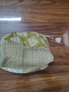 Colorful Corn Husk Clutch Pouch Durable Cover Closure Soft Portable Wholesale Make up Pouch With Handle Lightweight Puffer - Product Image 4