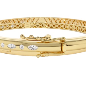 Bracelet jonc en or 14 carats avec diamants, taille marquise et taille brillant rond, plaqué or, pour mariage, fête ou cadeau - Product Image 3