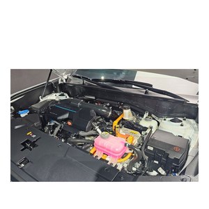 Hyundai Santa Fe HEV 1.6 4WD 2023, 15,904 km, con Caja de Cambios Automática, Asientos de Cuero, Cámara Trasera, Volante a la Izquierda - Product Image 6