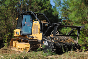 Chargeuse compacte sur chenilles CAT 299D3 avec accessoire broyeur forestier à haut débit, débroussailleuse hydraulique pour défrichage et déchiquetage du bois - Product Image 5