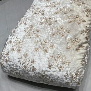 Housse de coussin en velours brodé avec motif floral pour la décoration de la maison, tissu en polyester de poids moyen - Product Image 4