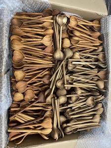 Cuillère à café en bois, design unique, artisanale, en bois d'acacia, fournisseur en gros OEM - Product Image 5