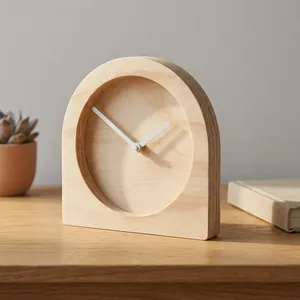 Horloge de bureau en bois minimaliste, design géométrique, mouvement mécanique, finition naturelle, sonnerie horaire, occasion de Noël - Product Image 5
