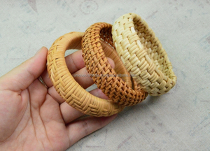 Pulsera de mimbre estilo bohemio al por mayor, pulsera de ratán trenzado grueso personalizada, pulsera de paja tejida llamativa, joyería bohemia personalizada a granel - Product Image 2