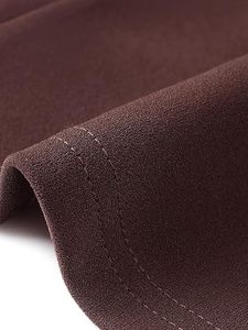 Vestido de Fiesta Formal Moderno para Mujer, Color Chocolate, Largo hasta la Rodilla, Cuello en V, Cintura Alta, Silueta Ajustada, Manga Tres Cuartos - Product Image 5