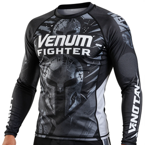 เสื้อรัดกล้ามเนื้อแขนยาวพิมพ์ลายโลโก้ Venum Fighter สำหรับผู้ชาย แบบซับลิเมชั่น แห้งเร็ว สีดำเทา เสื้อรัดกล้ามเนื้อ Venum - Product Image 1