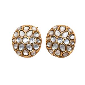 ต่างหูโพลิเมอร์ลายดอกไม้สีขาวดีไซน์ประณีตสวยงาม - Product Image 1