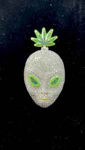 Colgante Hip Hop Personalizado de Lujo con Cara de Extraterrestre Iced Out, Moissanita Redonda VVS que Brilla en la Oscuridad, Acabado en Plata 925 con Baño de Rodio/Oro - Product Image 5