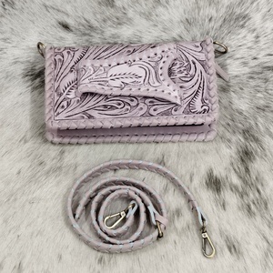 Nouveauté 2026 : Sacs à bandoulière en cuir véritable Venus pour femmes, décorés de lettres florales et d'ornements faits à la main - Product Image 1