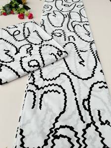 Tissu en coton imprimé africain et pagne nigérian authentiques à motifs audacieux pour le marché du vêtement en Afrique du Sud - Product Image 4