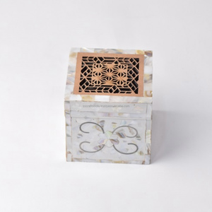 Mubkhar magnético hecho a mano de madreperla/quemador Bakhoor/quemador de incienso Madkhan MOP para Ramadán y regalos de SS CRAFTS INDIA - Product Image 1