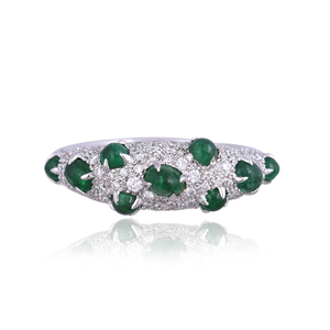 Anillo de Plata de Ley 925 con Cabujón de Esmeralda y Detalles Verdes, Circonita Cúbica, Engaste de Garras, Baño de Rodio, Lujoso Anillo de Cóctel - Product Image 4