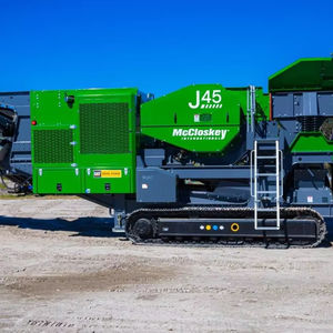 Concasseur à mâchoires McCloskey J45 à haute efficacité - Product Image 1
