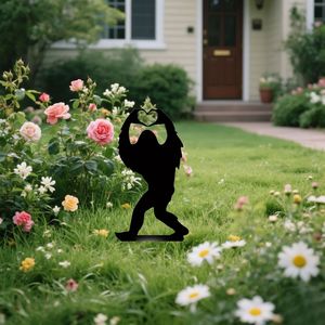 Statua da Giardino Trendy e Divertente di Bigfoot CIFbuy, Scultura Unica a Cartone Animato, Decorazione per Esterni, Regalo Perfetto con Servizio di Ritiro - Product Image 4