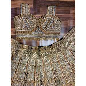 Lehenga Choli étnico bellamente elaborado para fiestas con un impresionante trabajo de codificación - Product Image 3