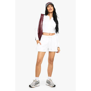 Ensemble décontracté pour femme : Crop top blanc tricoté à fermeture éclair et short assorti, manches longues, col rond, couleur unie, idéal printemps-été - Product Image 4