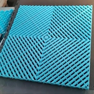 Baldosas de Plástico Ecológicas y Resistentes, Fácil Instalación con Sistema de Clic, Uso en Interiores para Pisos de Garaje y Otras Aplicaciones - Product Image 2