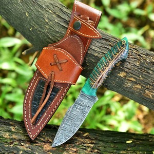 Couteau de chasse Skinner artisanal en résine de cône de pin, forgé à la main en Damas, avec étui, support OEM, couteaux de camping à lame fixe - Product Image 4