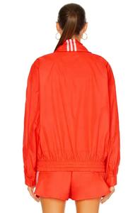 Conjunto corto de dos piezas para mujer, cortavientos personalizado OEM, estilo urbano, invierno, 100% poliéster, con cremallera. - Product Image 3